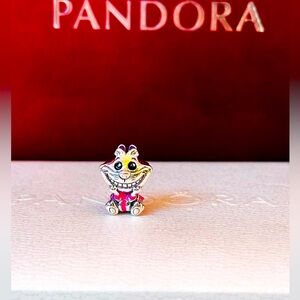 A Authentic pandora Disney charm 🌸🌹🌺🍄🍄‍🟫🌺🌷💐🌸🌹